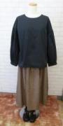 【蚤の市SALE】blue　willow　コットン細番手バルーンスリーブブラウス:BK