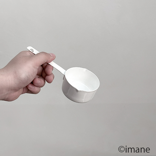 【1月の新商品】imane　ビビアン・片手計量カップ100ml