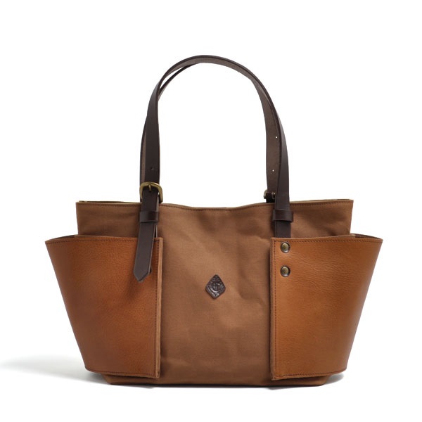 クレドラン　TORE POCKET TOTE: BROWN