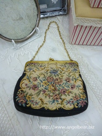 【クリアランスSALE】アンティーク　ニードルポイントガマ口BAG*70%OFF