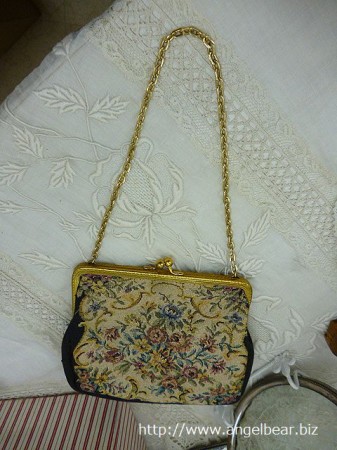 【クリアランスSALE】アンティーク　ニードルポイントガマ口BAG*70%OFF