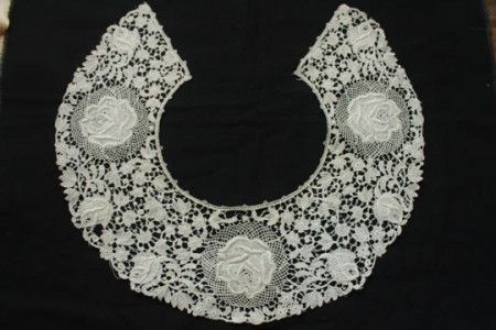 【クリアランスSALE】アンティーク　刺繍レース 付け襟 10x40cm　ホワイト*70%OFF