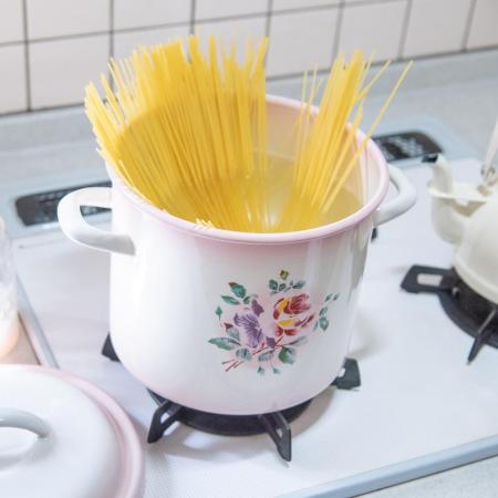 【2025.2月の新商品】imane プリンセスローズ・ライス缶