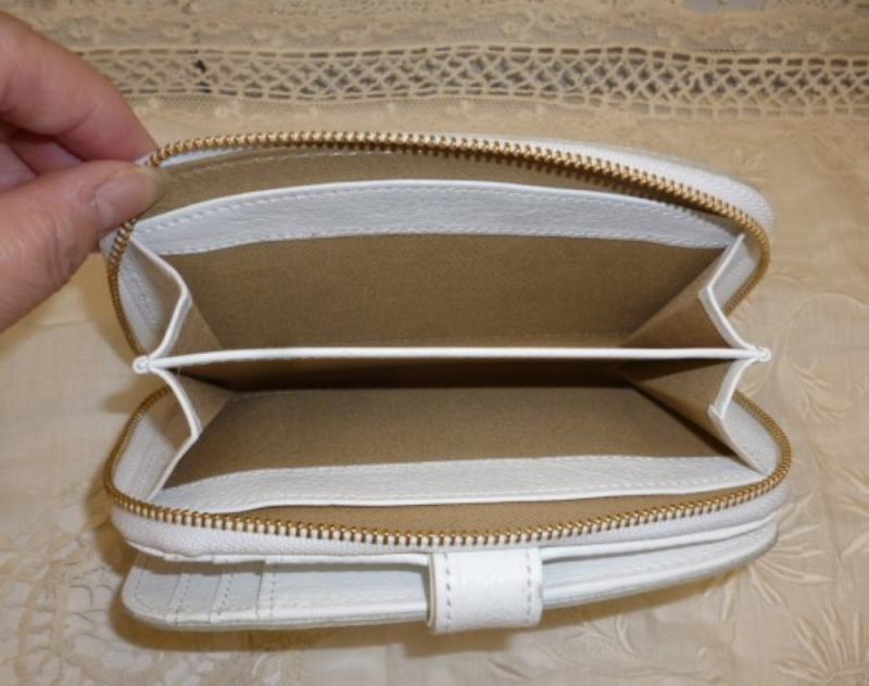 【クリアランスセール】クレドラン　RAY WALLET:WHITE STRIPE *80%OFF