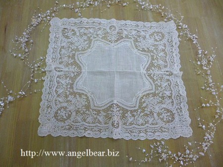 【クリアランスSALE】アンティーク　チュール刺繍レース ハンカチ 40x35cm*80%OFF