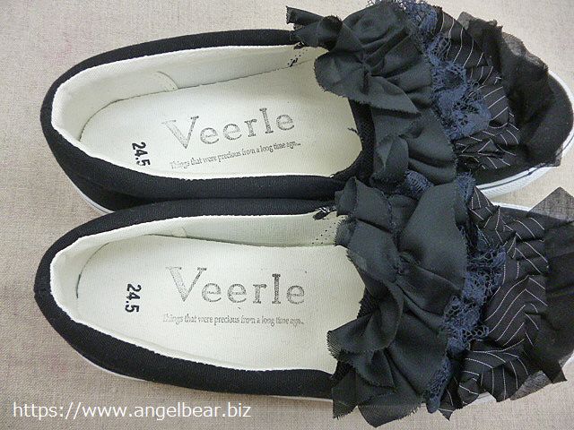 Veerle　フラワーガーデンシューズ:ブラック(23.5・24.5cm)