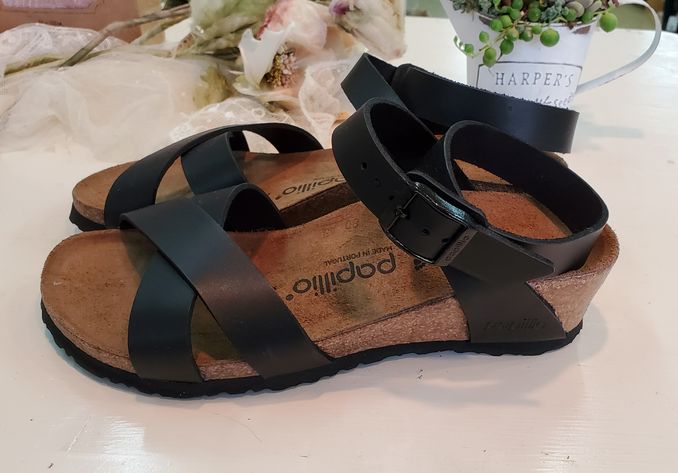 送料無料】BIRKENSTOCK/LORA[ローラ]/GS1013349 ブラック 斜め