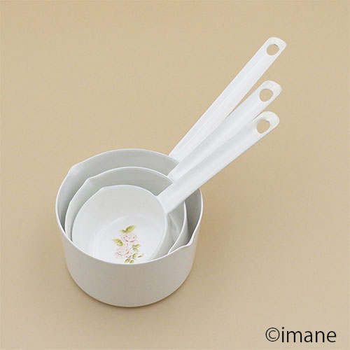 imane　ダイアナローズ・片手計量カップ200ml