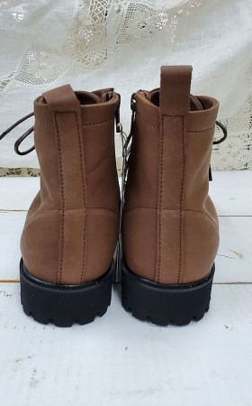【クリアランスセール】アロマドミュゲ　レザーブーツ・ポール:BR(24.5㎝)*50%OFF