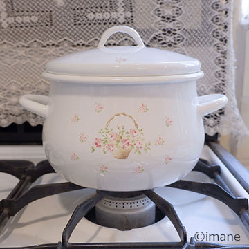 【2024.9月の新商品・入荷しました】imane　ローズバスケット・16㎝キャセロール