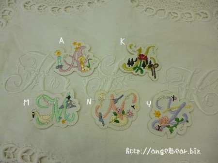 【クリアランスセール】リュバンドティアラ　アイロンワッペン　イニシャル刺繍*50%OFF