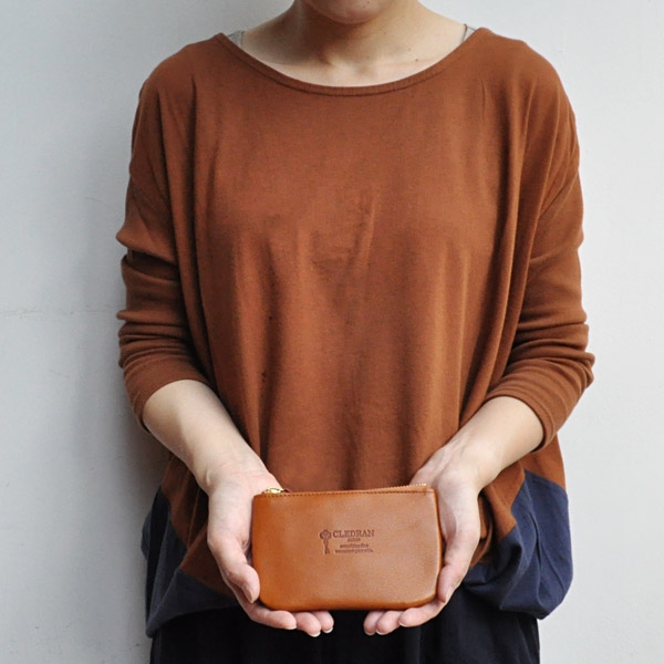 クレドラン　ESCA MULTI CASE:CAMEL