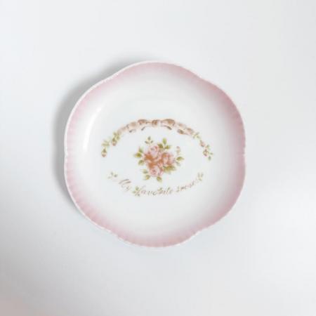 【2024.11月の新商品】imane　リボン・フラワーナッピー皿