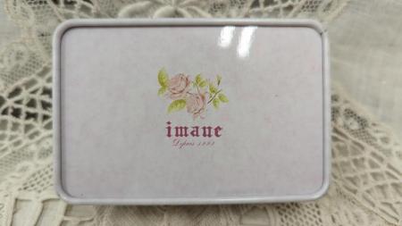 【イマン・デ・パッサージュ】ダイアナローズ・ブリキ製ソーイングセット(スリ汚れ・SALE)