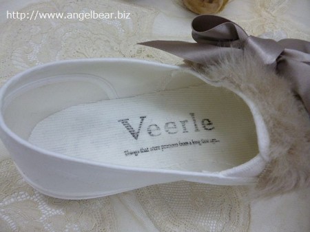 【タイムセール】Veerle　ファーリボンスニーカー(24・24.5cm)*70%OFF